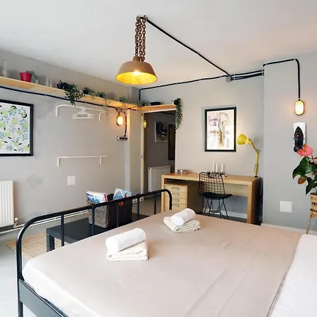 Charmng Flat In Nisantasi 아파트 이스탄불